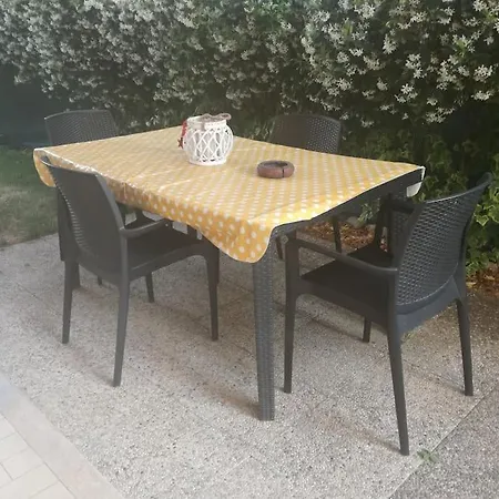 아파트 Il Giardino Di Ari *